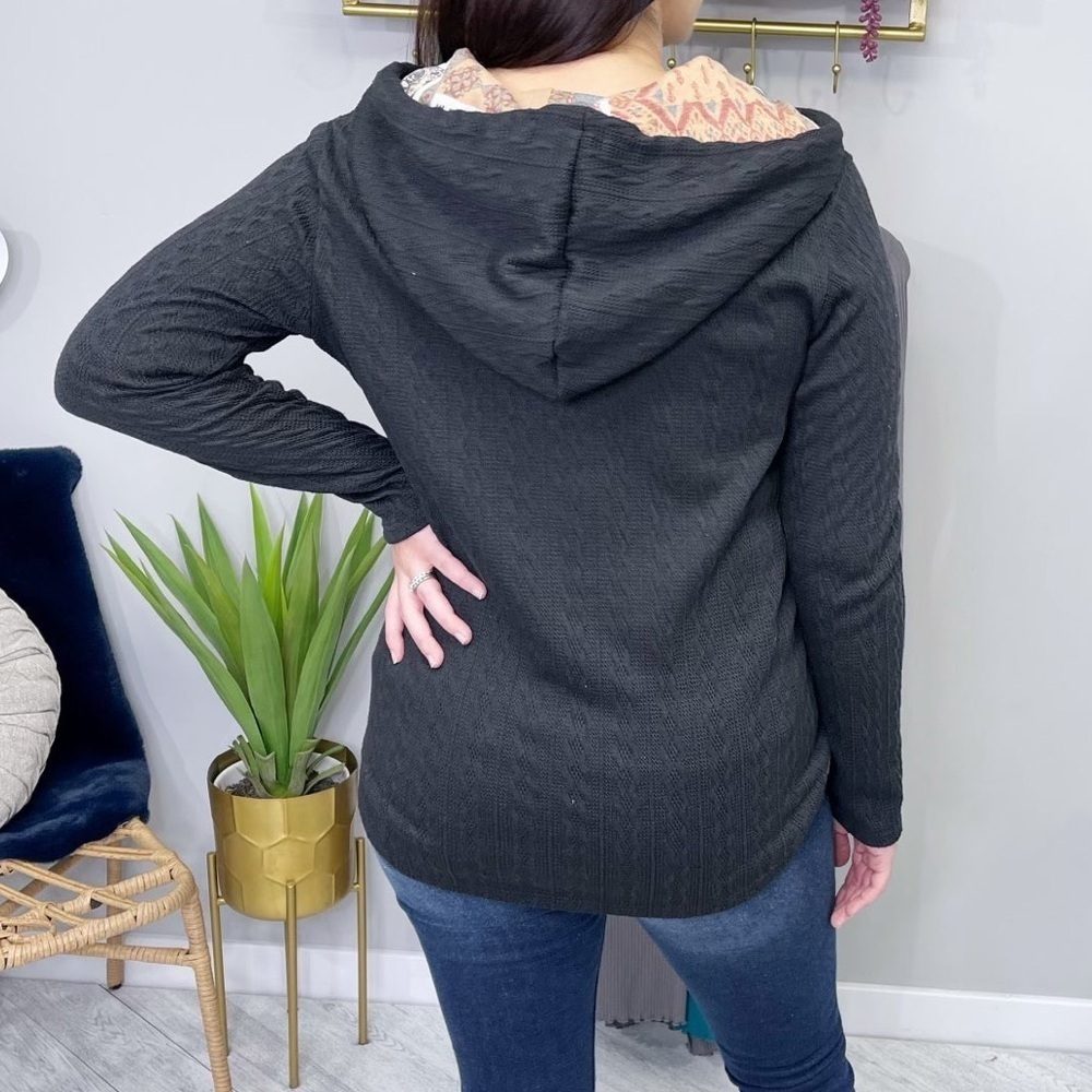 7th Ray Black Hooded Sweatshirt Casual Top (Available Sizes S,M,L,XL)